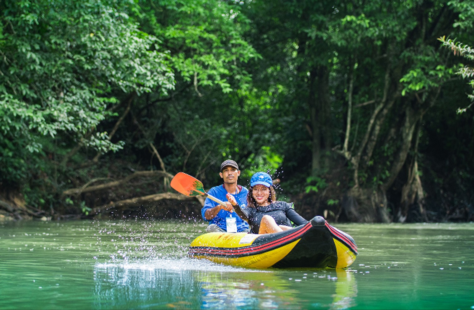 Canoeing Tour (1 hr.)