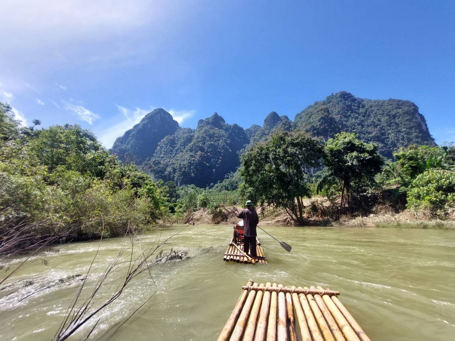 Bamboo Rafting (1 hr.)