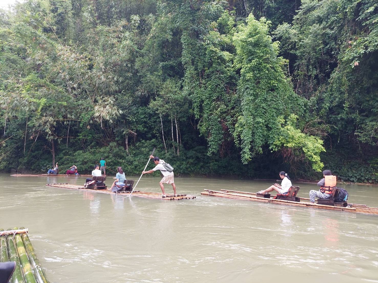 Bamboo Rafting (1 hr.)